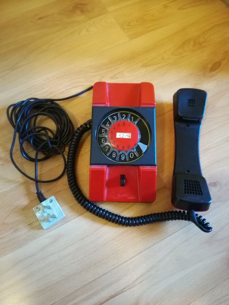 Telefon z PRL model TELKOM RWT Bratek A-271