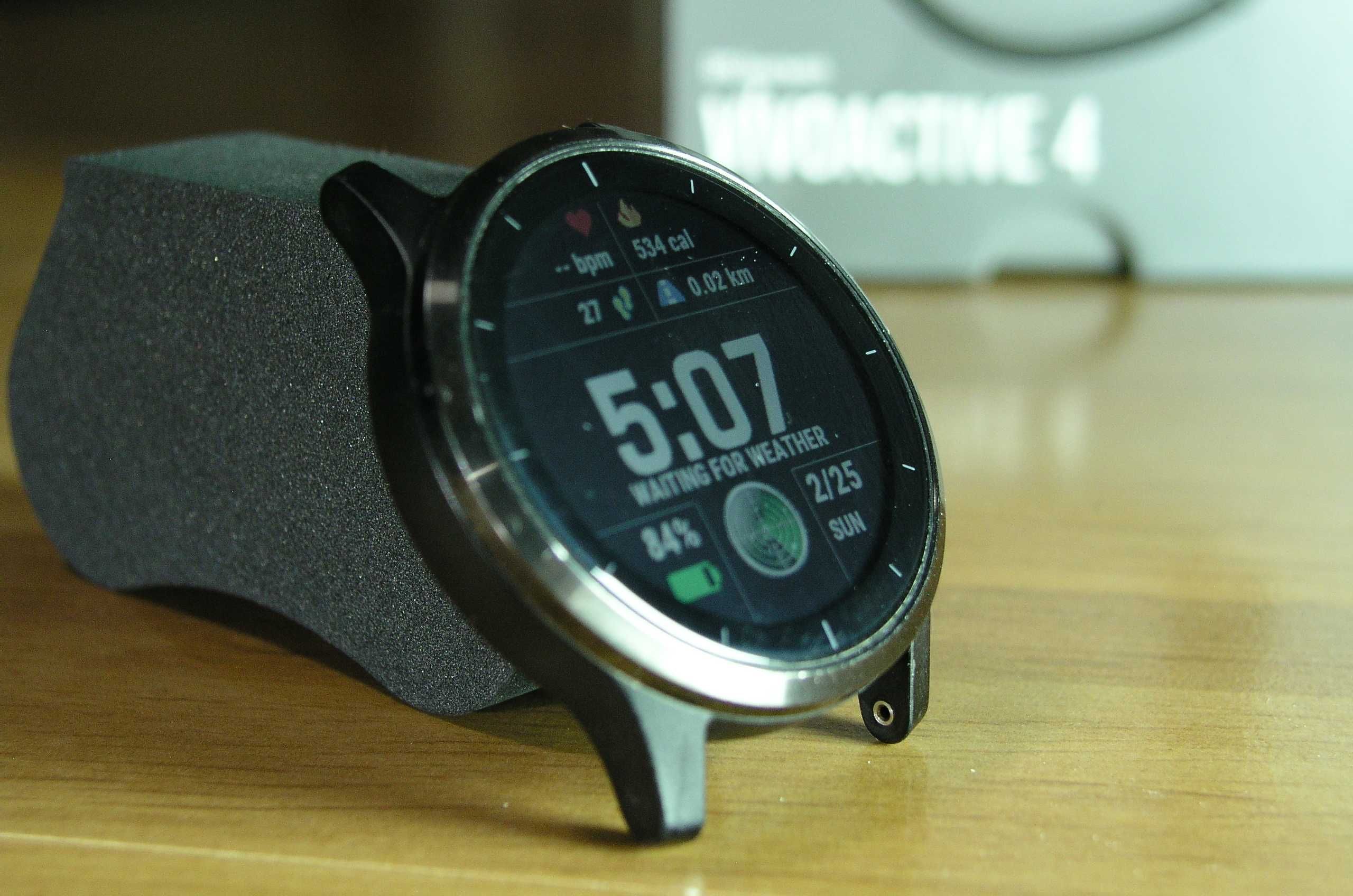 Garmin vivoactive 4, używany, komplet