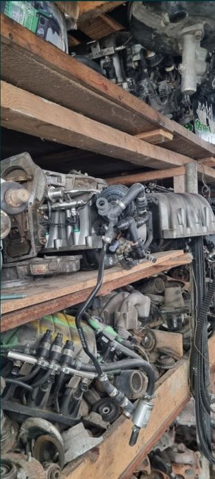 Впускний колектор ауди шкода фольсваген1.2 1.4 1.6 MPI  BSE BGU BFQ BU