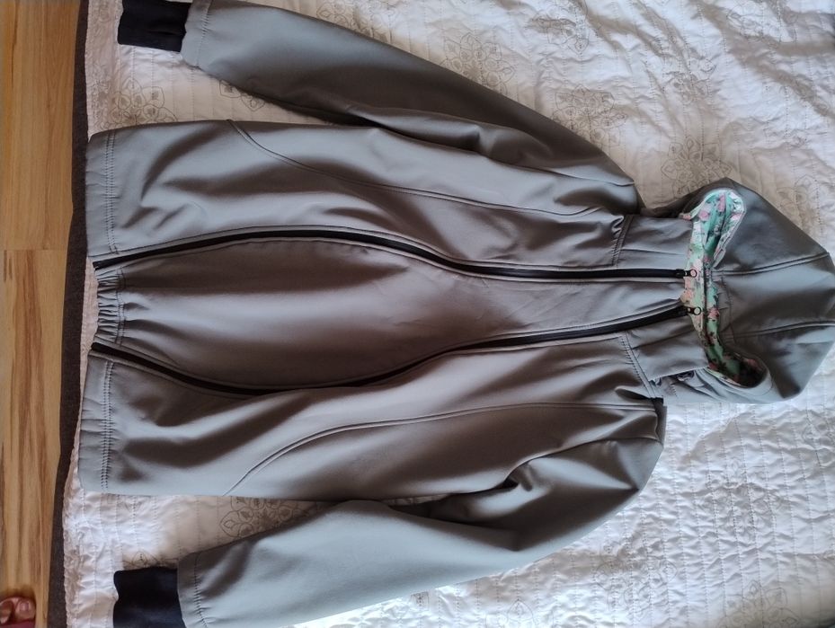 Softshell greyse dla dwojga dodatkowo wstawka na ciążowy brzuszek