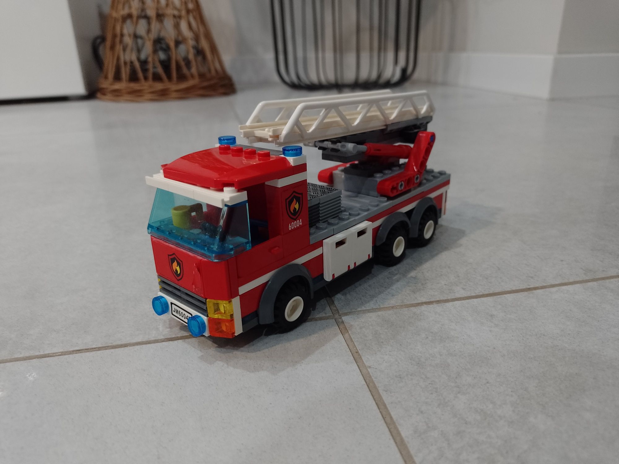 Lego city 60004 remiza strażacka
