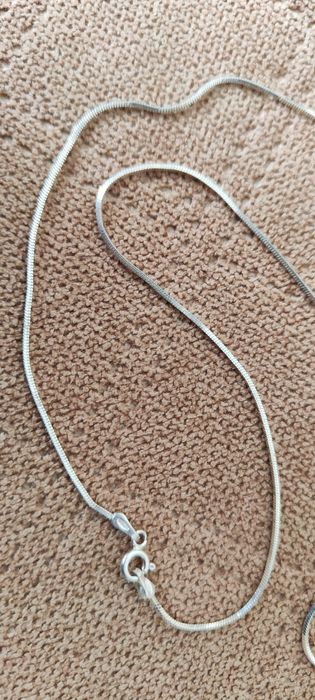 Łańcuszek srebrny żmijka