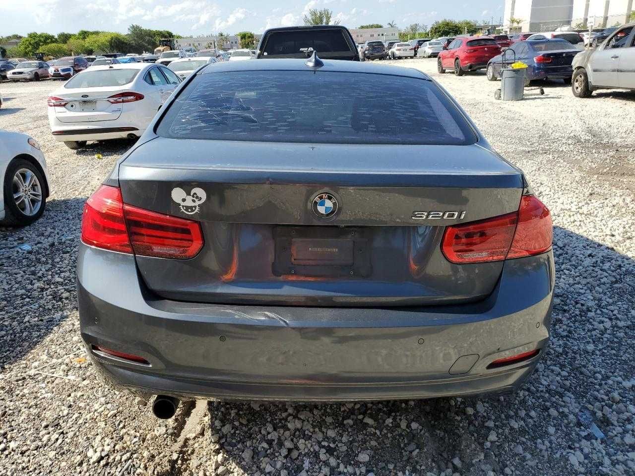 В дорозі BMW 3 F30 320I 2016