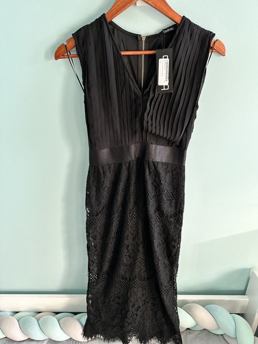 Czarna dopasowana sukienka koktajlowa midi koronka S 36