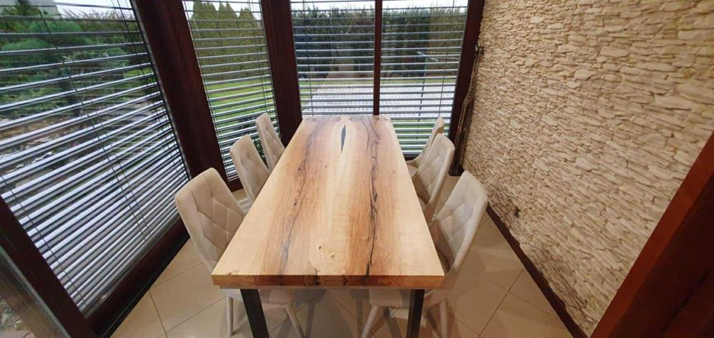 Stół drewniany z żywicą dostawka lub stolik do kawy, ławy. OD RĘKI