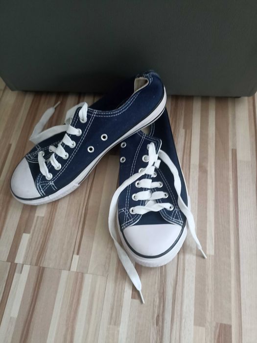 Trampki damskie r.39