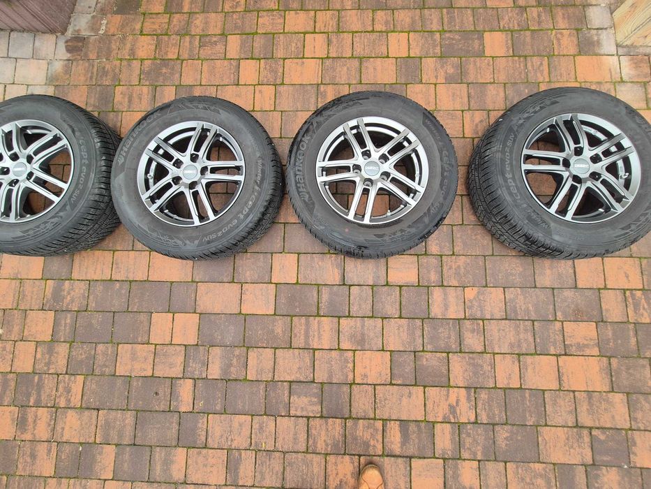 Felgi Dezent 16 cali + opony Hankook 215/70 Winter i*cept evo2 SUV