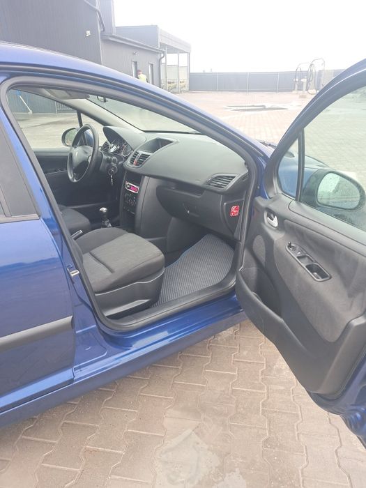 Продам Peugeot 207 sw