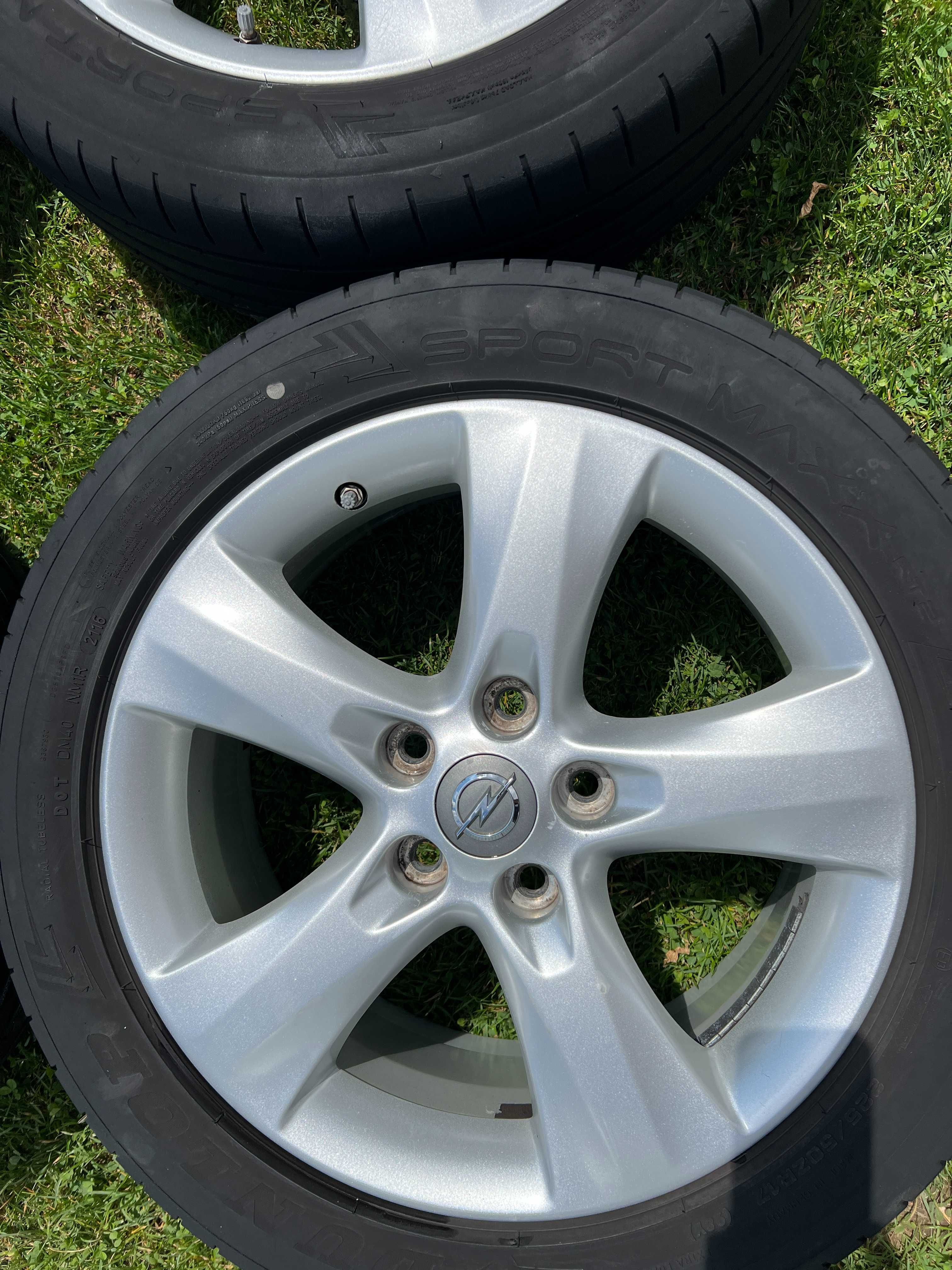 Koła  aluminiowe Opel ASTRA J ZAFIRA C 17" 5x115 ET 44 7j