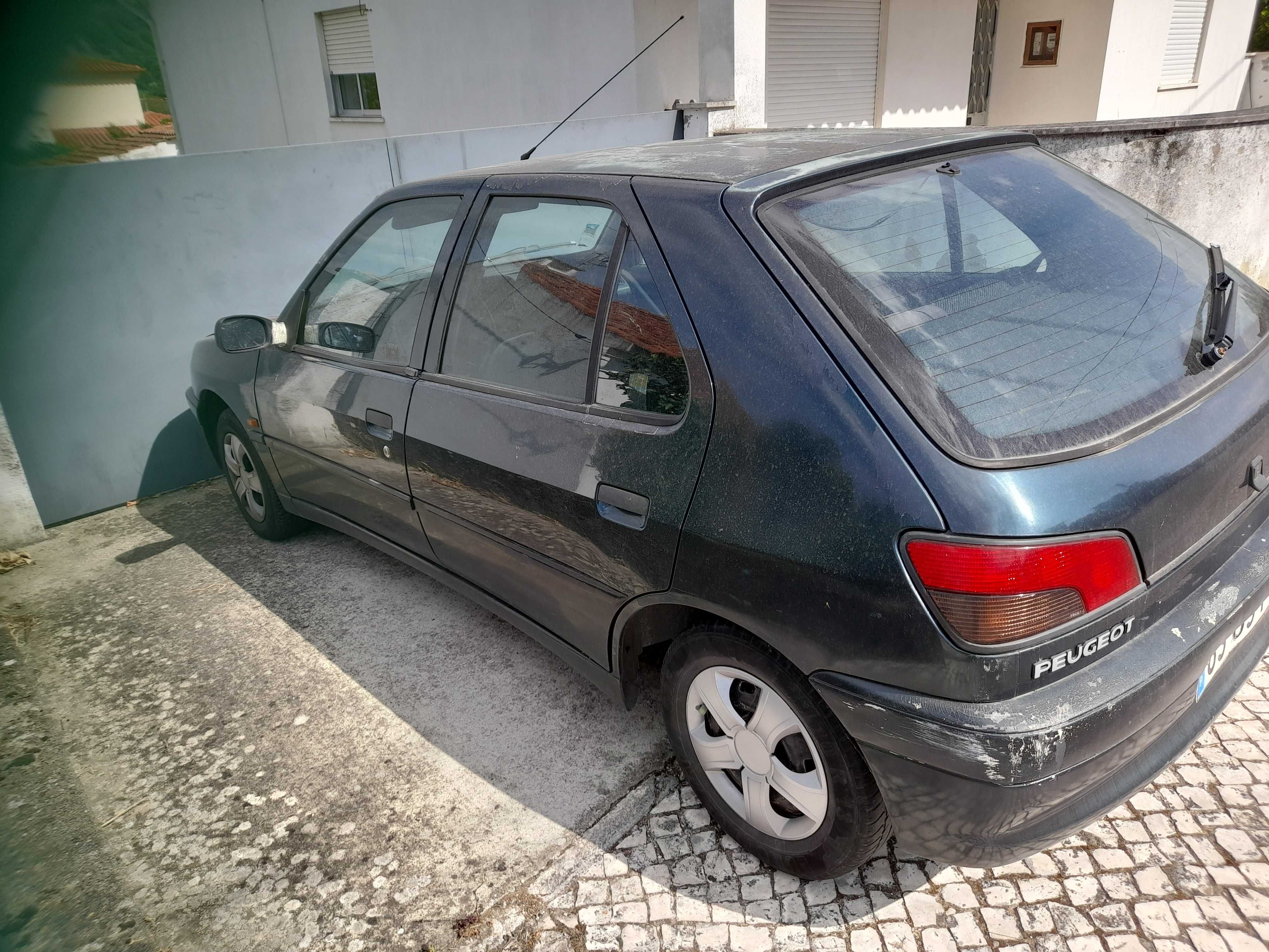Pejeout 306 a andar diariamente