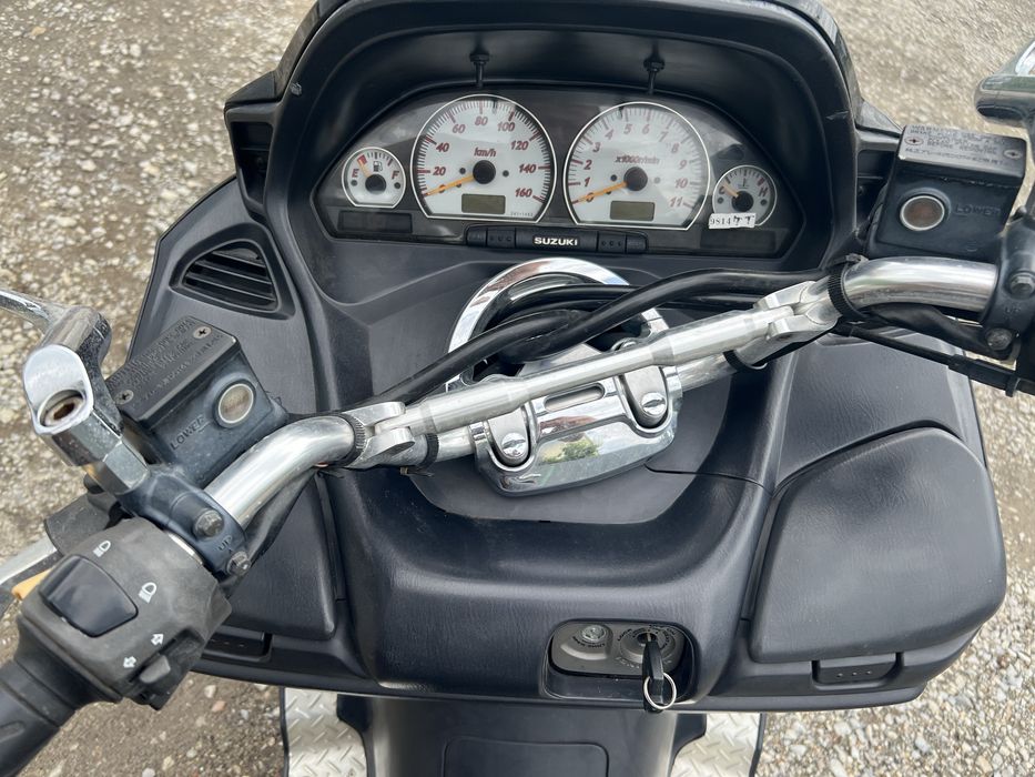 Suzuki skywave 250