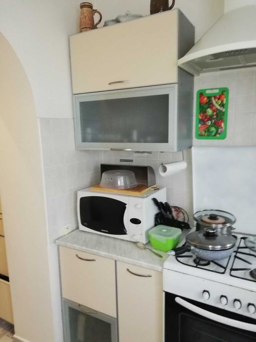 Продам Кухонную мебель
