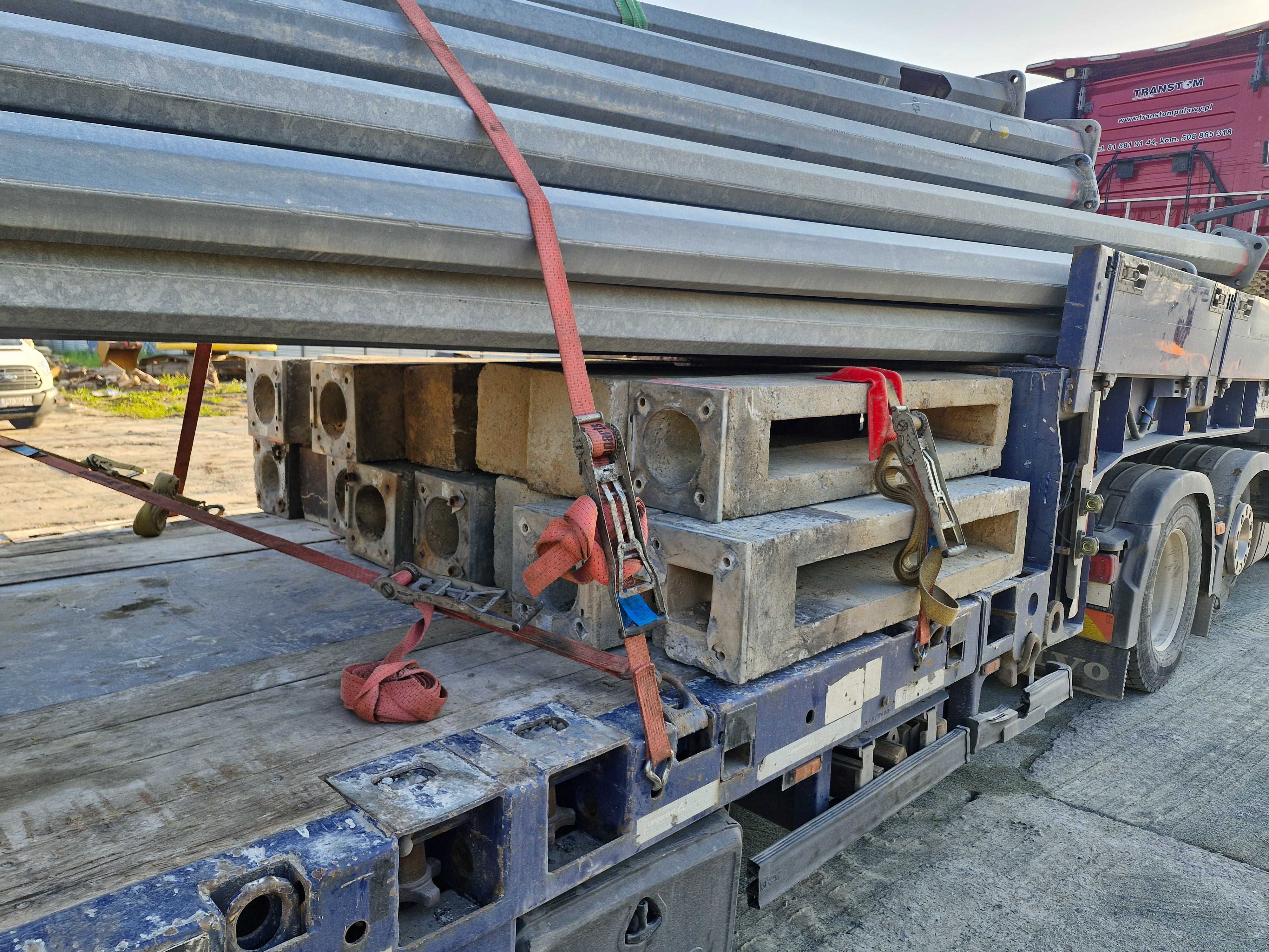 Latarnie oswietleniowe z fundamentem , latarnie 8m 12m