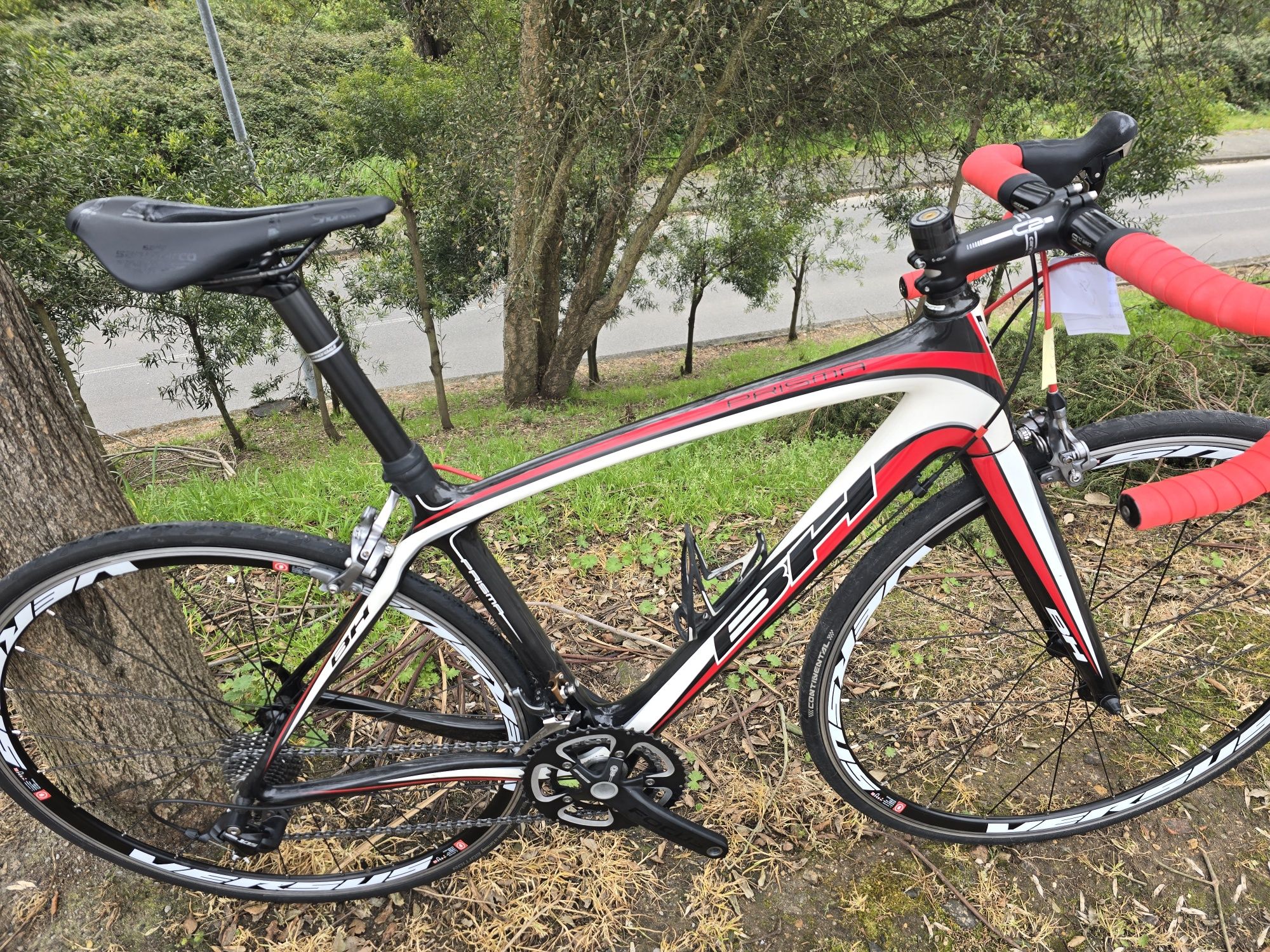 Bh de carbono com 105 como nova