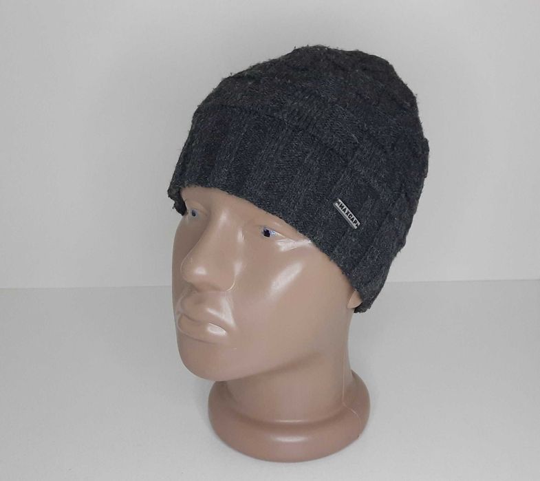 Женская шапка MAXCAP.