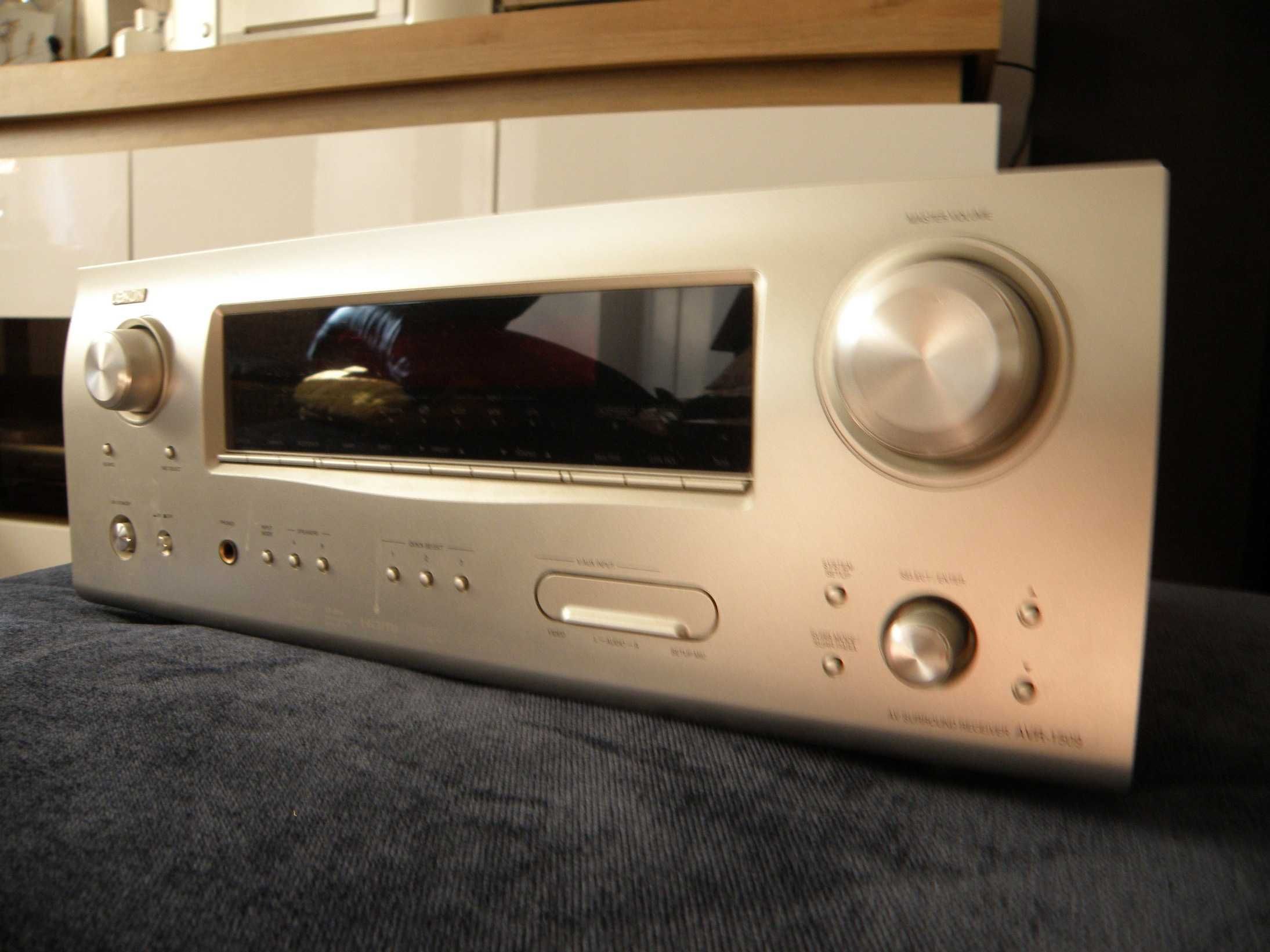 Denon
AVR-1509 amplituner