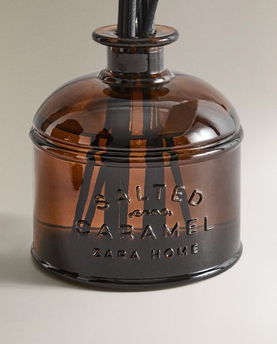 Aромадифузор Salted caramel від Zara Home чудово на подарунок