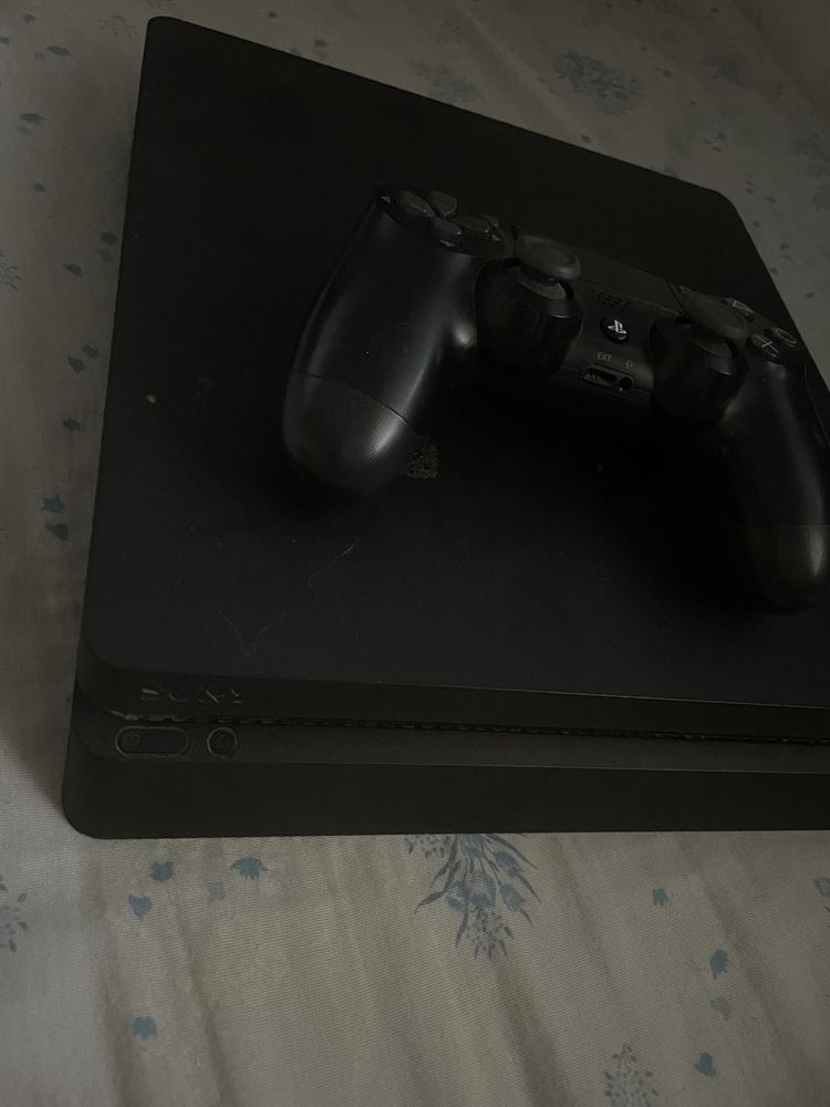 PlayStation 4 como nova