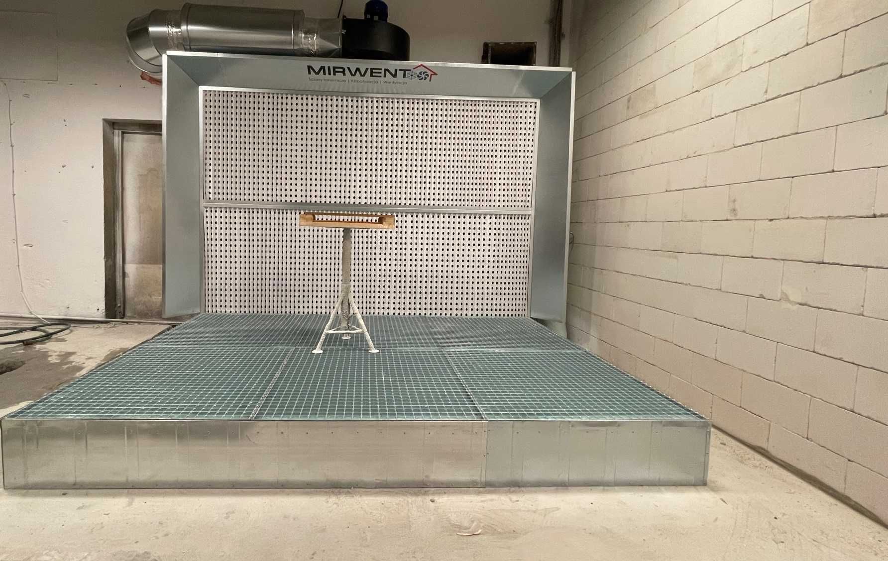 Ściana lakiernicza z odciągiem podłogowym MIRWENT 2500mm x 1800mm
