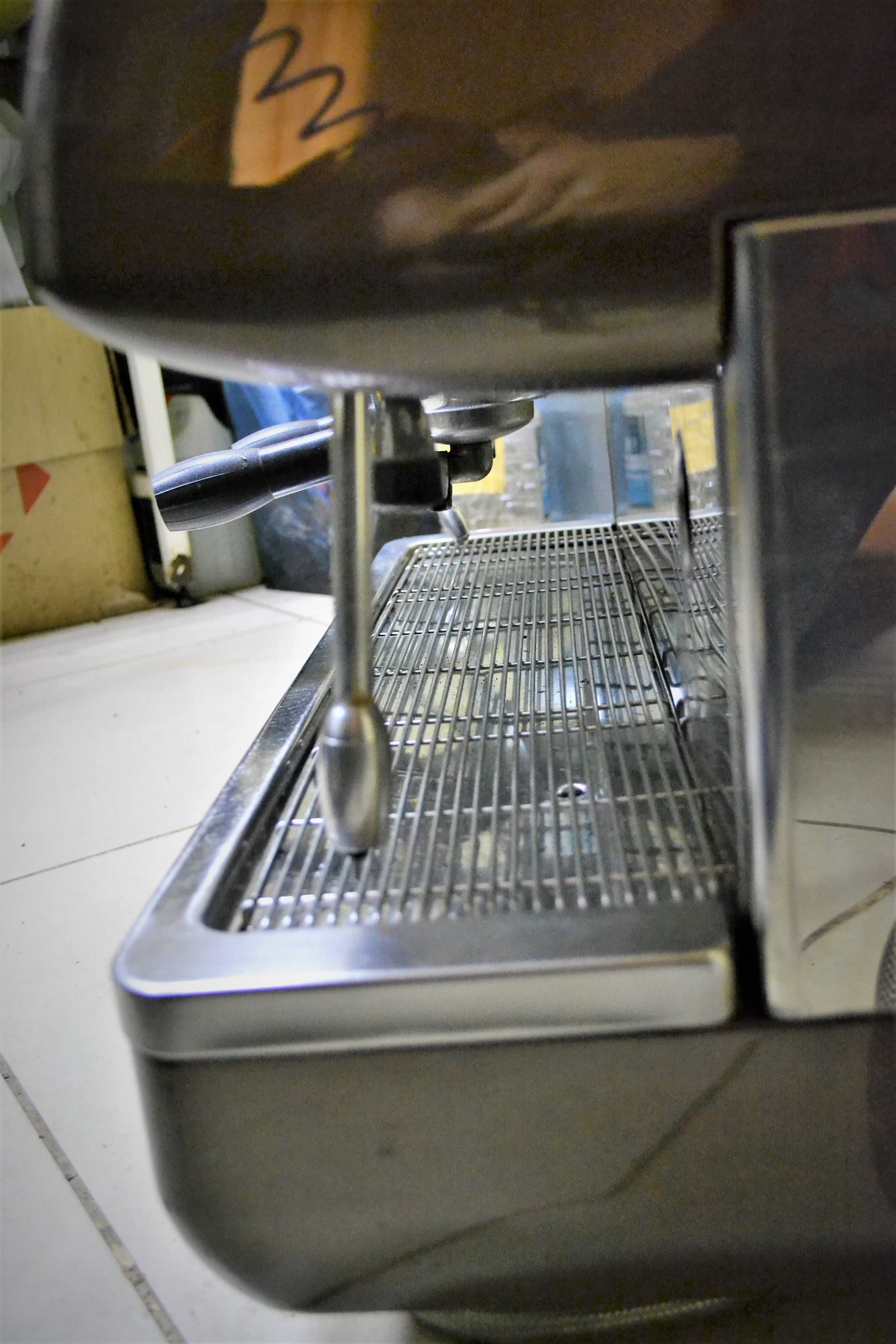 Кофемашина La Cimbali M34 Selectron