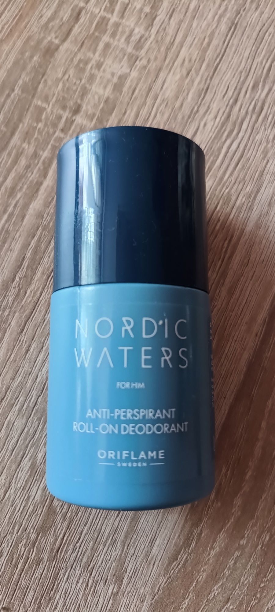 Dezodorant antyperspiracyjny w kulce Nordic Waters dla niego