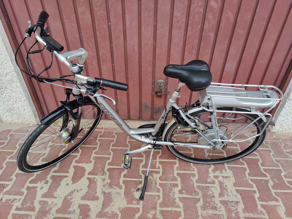 Rower Trek T500+ Bionx elektryczny ze wspomaganiem zadbany