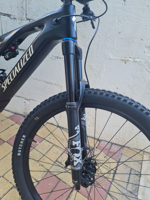 Turbo Levo Specialized carbon