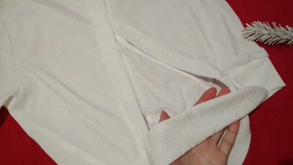 Блуза на зав"язці bershka