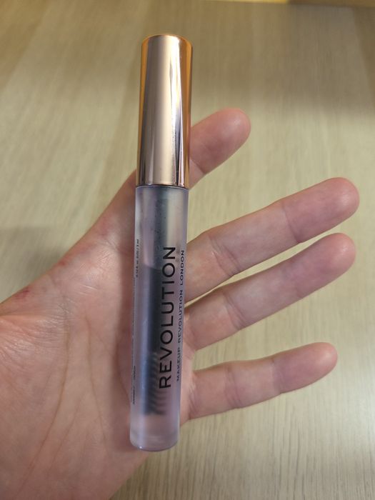 Brow Glue Revolution