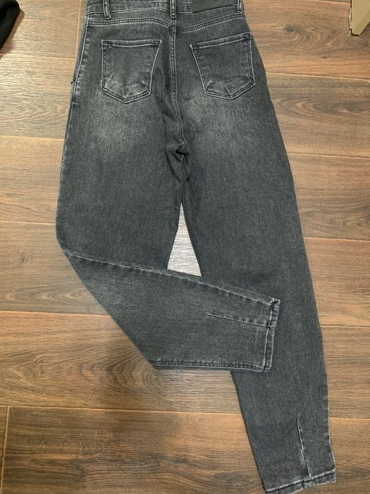 Продам джинсы