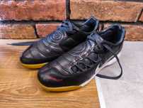 Halówki Nike Total 90, rozmiar: 41 (26 cm)