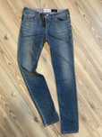 Armani Jenas r28 jeansy push up