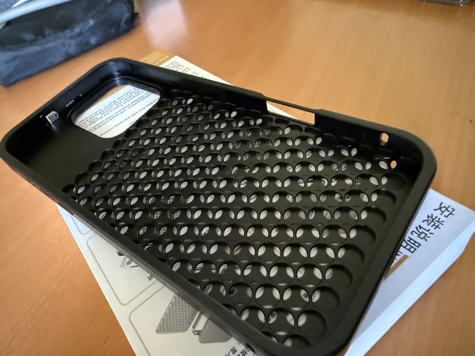 Чехол Iphone 16pro Max(метал)