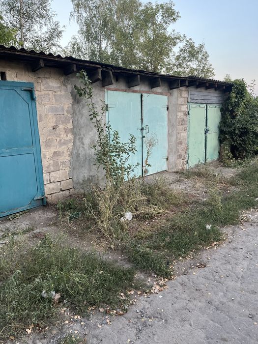 Продам гараж изос