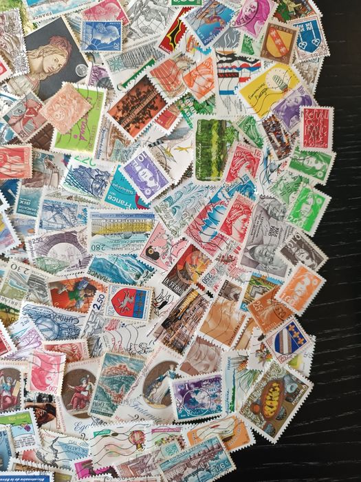 Selos de França todos diferentes