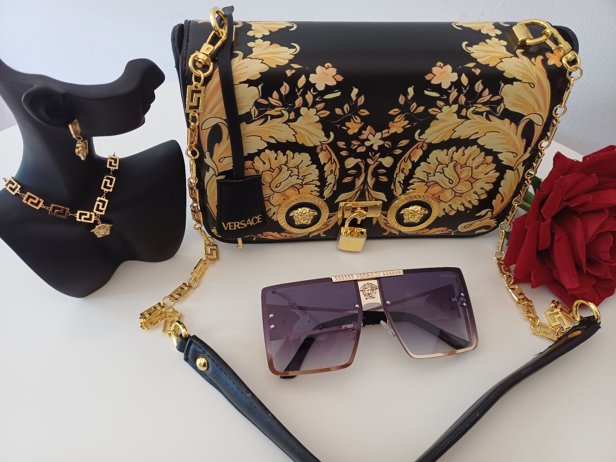 Luksusowa torebka Versace