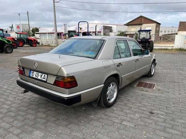 Mercedes-Benz E 200 2.0D - 89