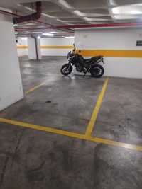 Lugar garagem mota