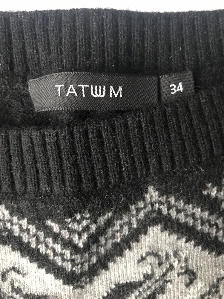 Tatuum długi czarny sweter rozm. 34