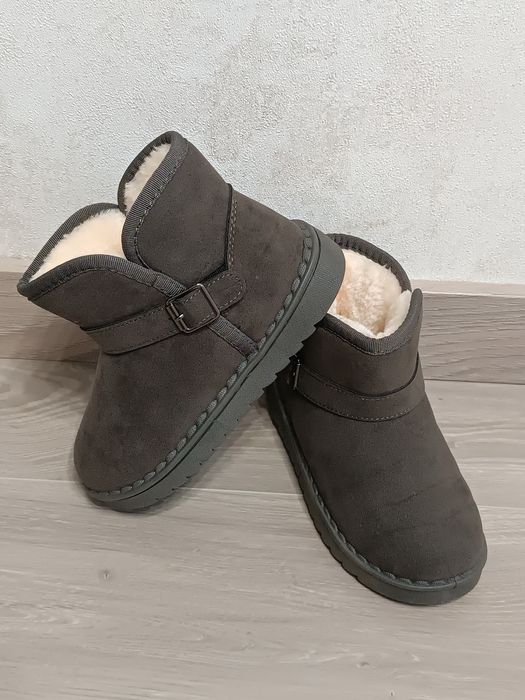 Нові дитячі уггі на ніжку 18 см