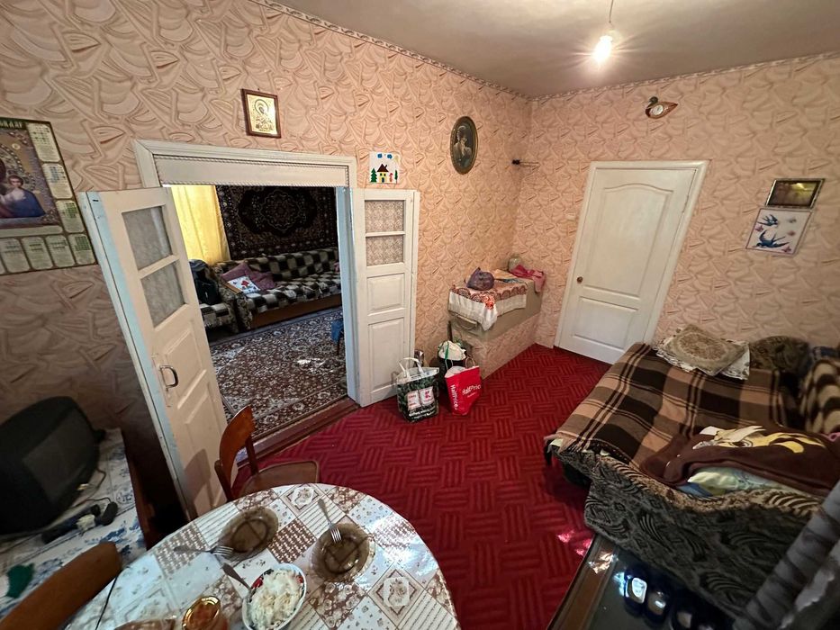 Продається заміський будинок, смт Студеники, 93км траси Київ-Харків