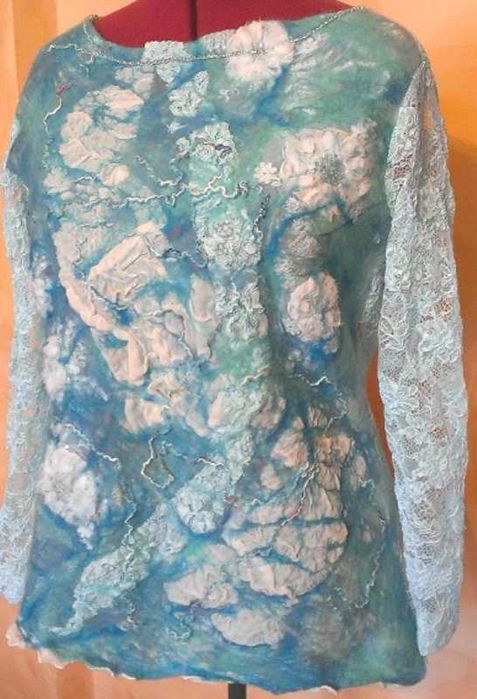 Bluzka koronkowo-filcowana