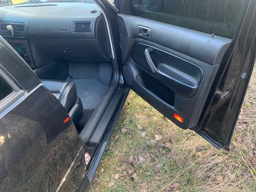 Golf 4 оригінальний GTI. 1.8т AGU 200к.с. шкіряний салон recaro