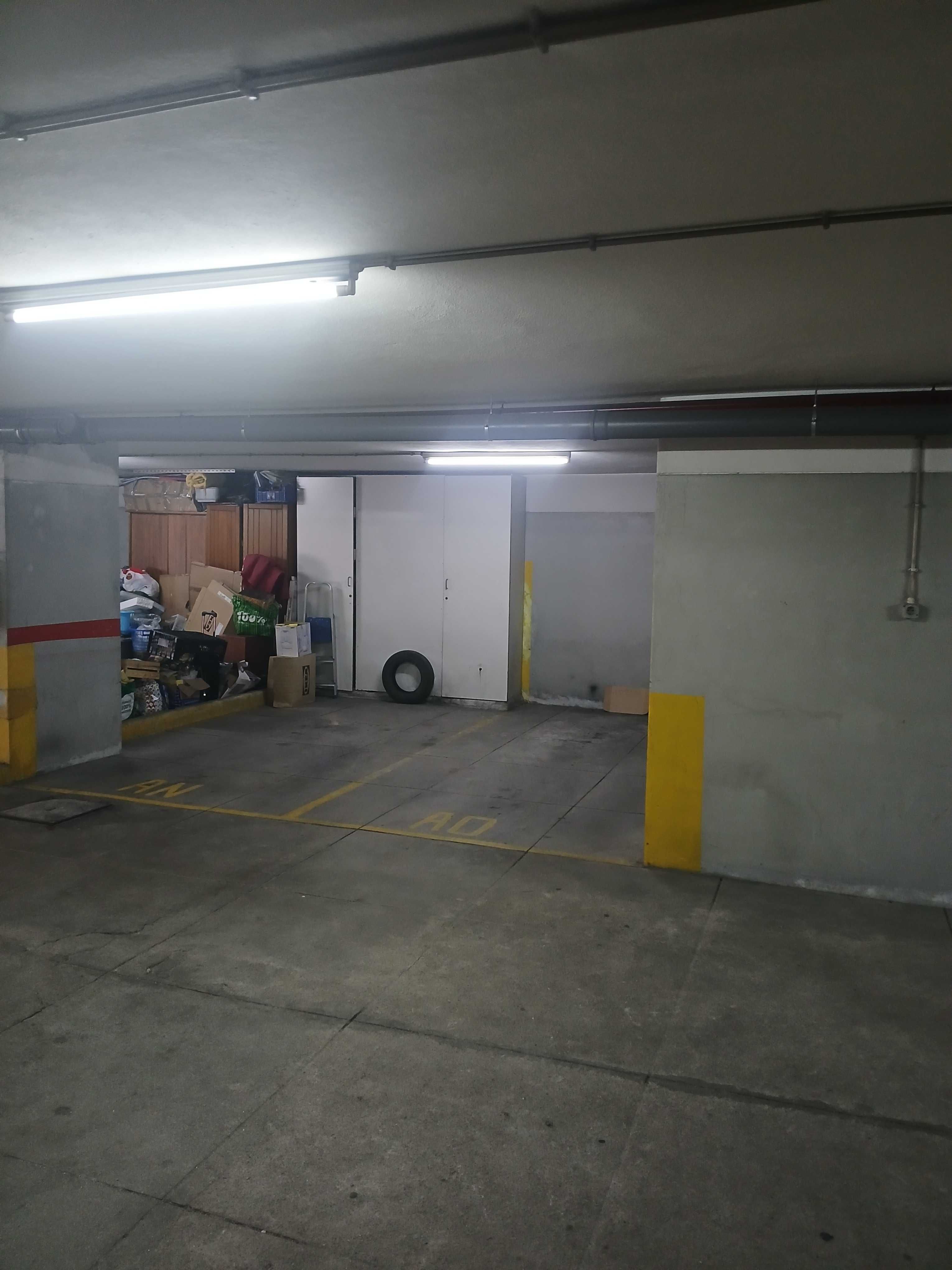 Arrenda-se Lugar de Garagem Paranhos Areosa Pólo Universitário