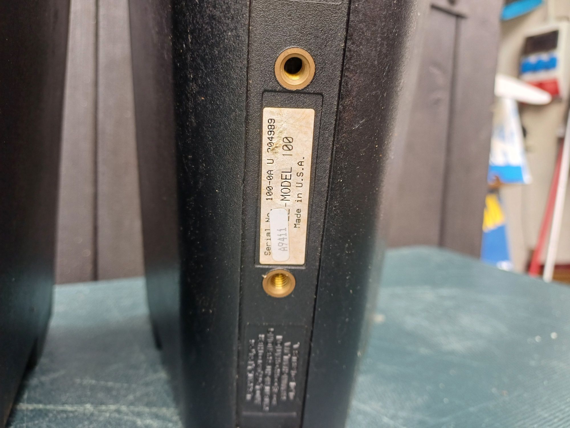 Bose Model 100 glosniki
