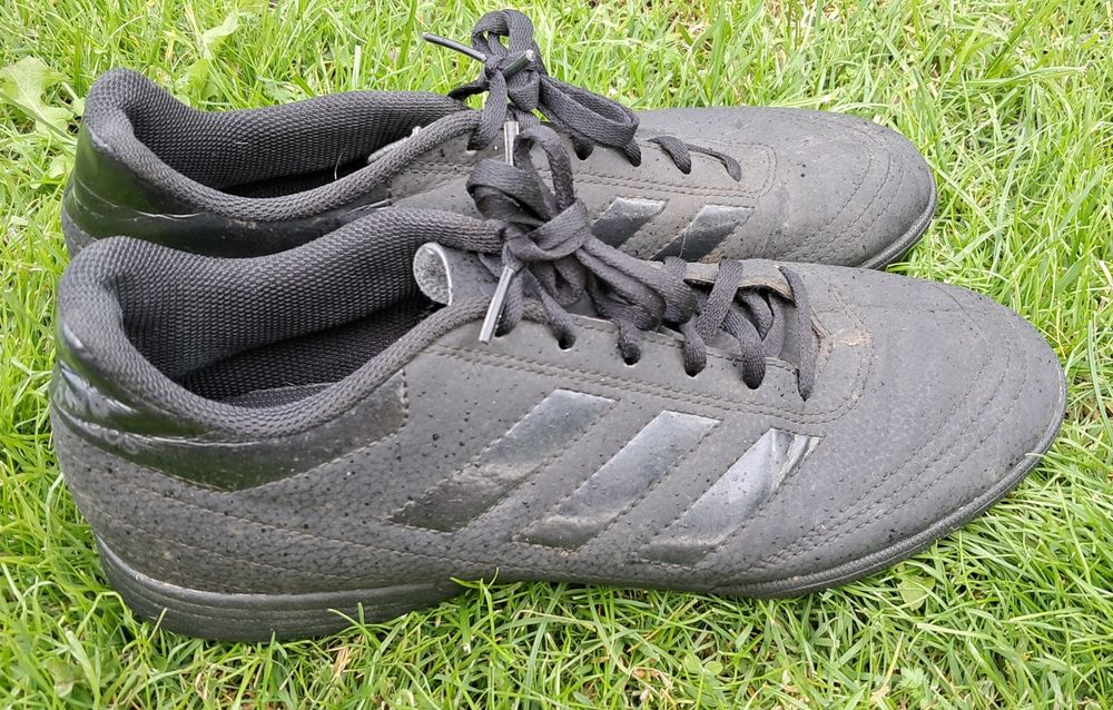Adidas Goletto Astro Turfy Football B75917 czarne buty 41 1/3 piłka