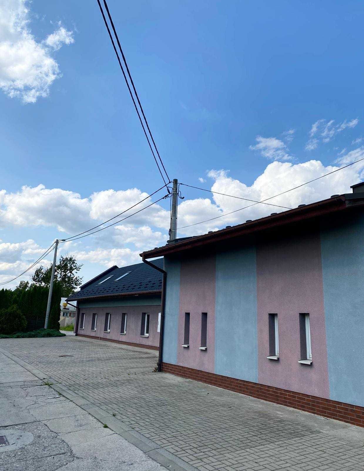 Budynki pod działalność 297 m2.