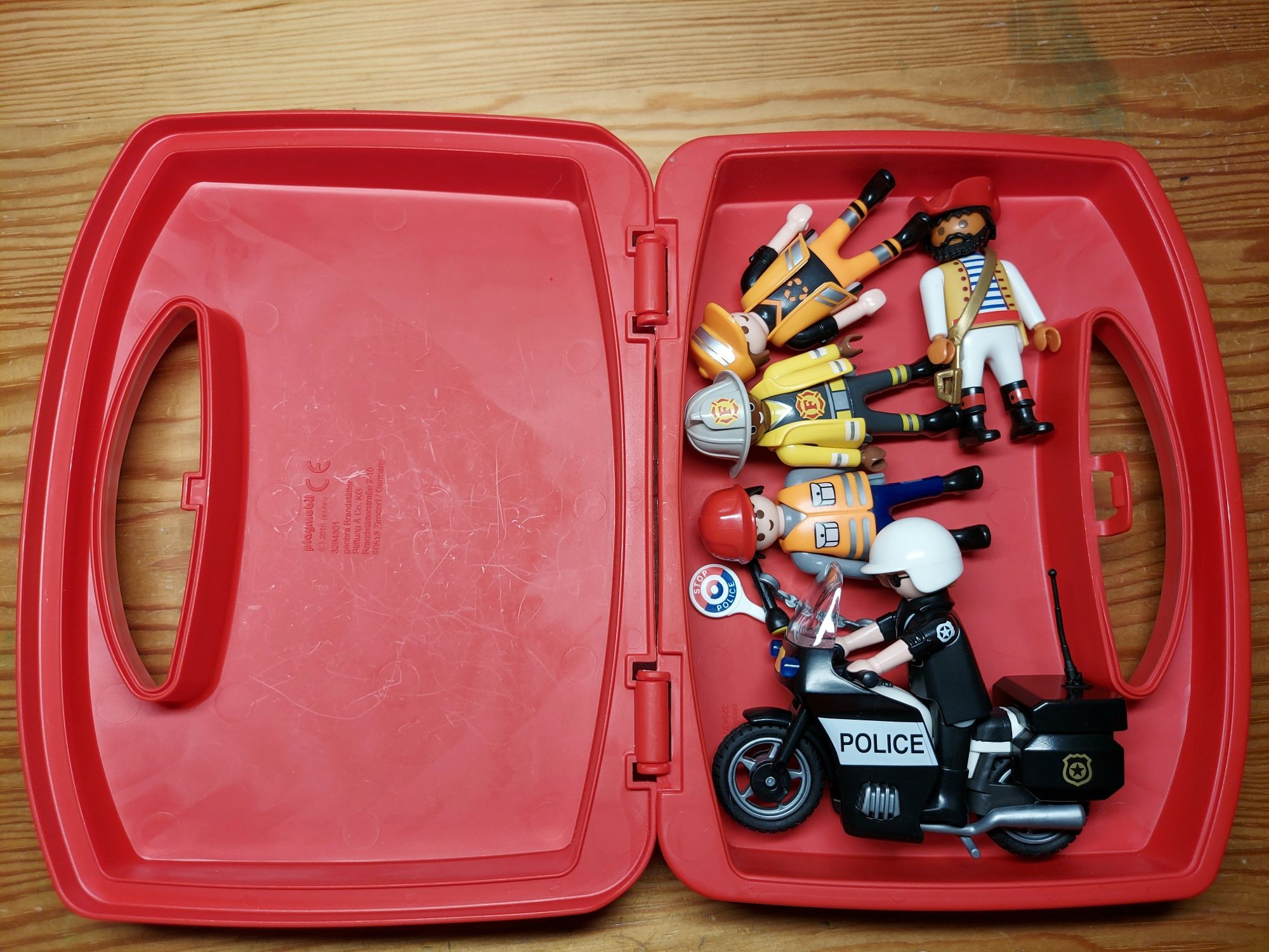 Playmobil motor i figurki ludziki w walizeczce