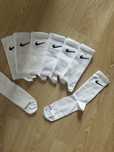 Nike Wysokie Biale Skarpery (8 par)