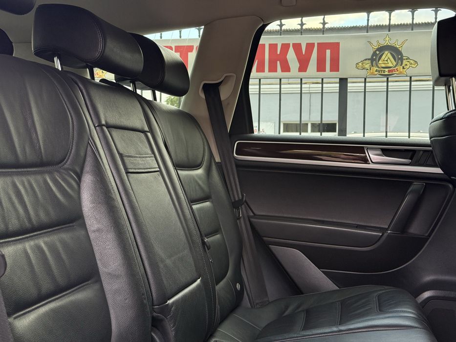Volkswagen Touareg, 152т.км., цілий, пневмо